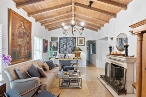 Casa en venta en Miami, Florida, 4 dormitorios, 252.88 m2 № 1953536 - foto 11