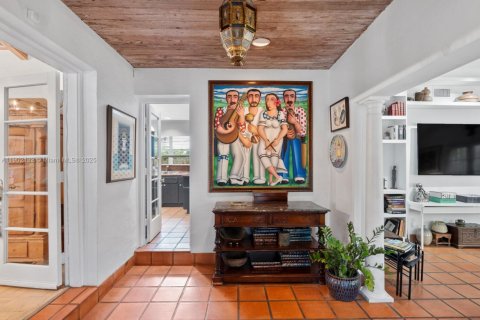 Casa en venta en Miami, Florida, 4 dormitorios, 252.88 m2 № 1953536 - foto 6