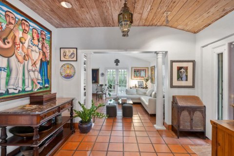 Casa en venta en Miami, Florida, 4 dormitorios, 252.88 m2 № 1953536 - foto 7