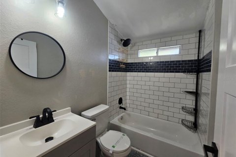 Villa ou maison à louer à Tampa, Floride: 4 chambres, 131.18 m2 № 2227826 - photo 7