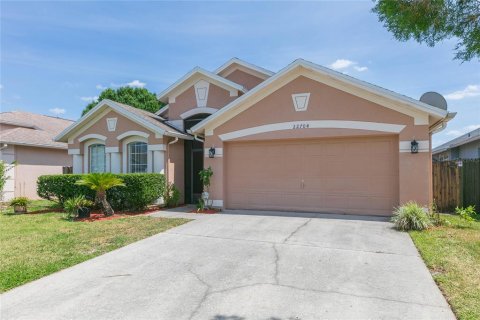 Villa ou maison à vendre à Land O' Lakes, Floride: 4 chambres, 193.24 m2 № 2092524 - photo 2