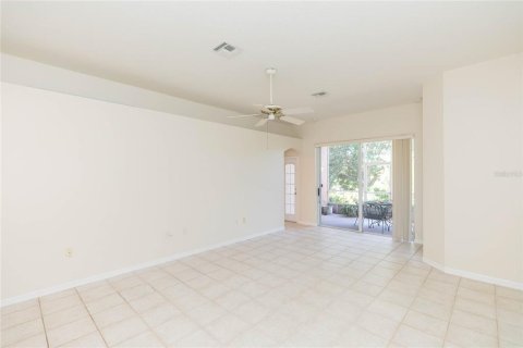 Villa ou maison à vendre à Land O' Lakes, Floride: 4 chambres, 193.24 m2 № 2092524 - photo 16