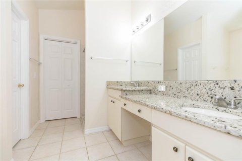Villa ou maison à vendre à Land O' Lakes, Floride: 4 chambres, 193.24 m2 № 2092524 - photo 28