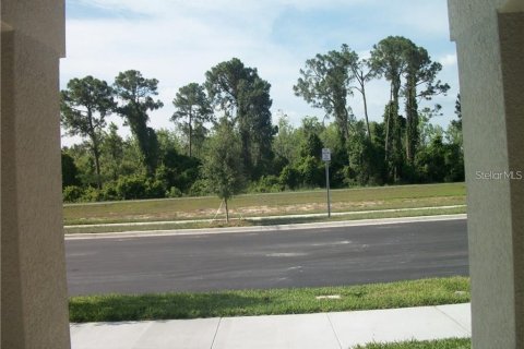 Townhouse in Windermere, Florida 3 bedrooms, 137.5 sq.m. № 2229590 - photo 6