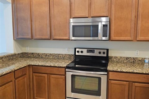Townhouse in Windermere, Florida 3 bedrooms, 137.5 sq.m. № 2229590 - photo 5