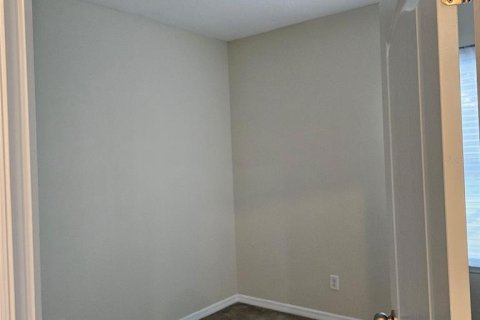 Townhouse in Windermere, Florida 3 bedrooms, 137.5 sq.m. № 2229590 - photo 8