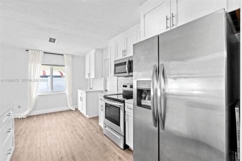 Villa ou maison à vendre à Boca Raton, Floride: 3 chambres, 146.51 m2 № 2051244 - photo 11