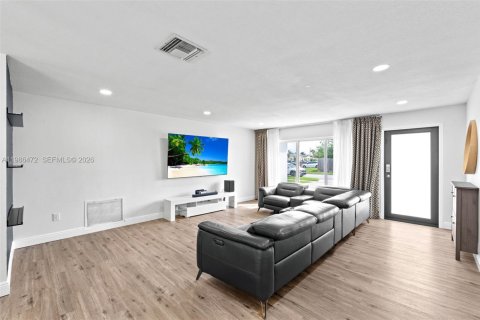 Villa ou maison à vendre à Boca Raton, Floride: 3 chambres, 146.51 m2 № 2051244 - photo 2