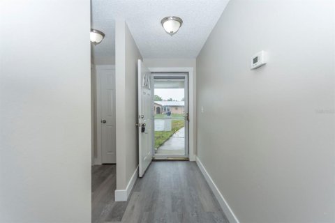 Villa ou maison à vendre à Spring Hill, Floride: 3 chambres, 165.92 m2 № 1877320 - photo 8