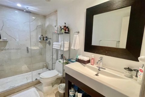 Снять в аренду кондоминиум в Санни-Айлс-Бич, Флорида 2 спальни, 141.68м2, № 1986984 - фото 30