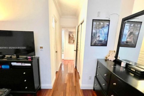 Снять в аренду кондоминиум в Санни-Айлс-Бич, Флорида 2 спальни, 141.68м2, № 1986984 - фото 23