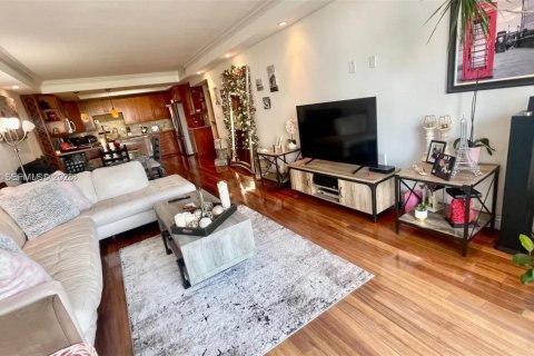 Снять в аренду кондоминиум в Санни-Айлс-Бич, Флорида 2 спальни, 141.68м2, № 1986984 - фото 15