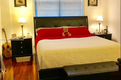 Снять в аренду кондоминиум в Санни-Айлс-Бич, Флорида 2 спальни, 141.68м2, № 1986984 - фото 18