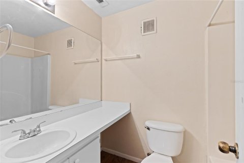 Condo in Gainesville, Florida, 4 bedrooms  № 1536532 - photo 8