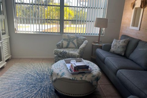 Casa en alquiler en Port Charlotte, Florida, 2 dormitorios, 101.64 m2 № 390563 - foto 11