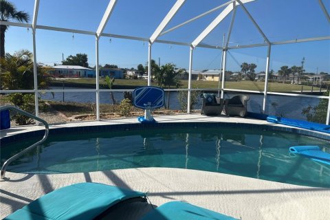 Casa en alquiler en Port Charlotte, Florida, 2 dormitorios, 101.64 m2 № 390563 - foto 2