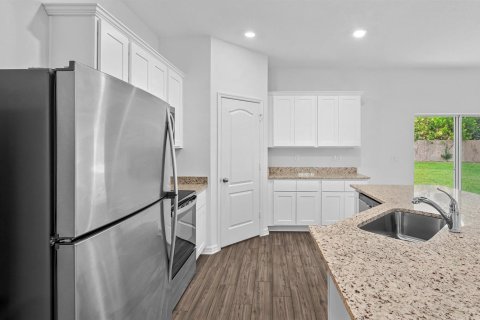 Villa ou maison à vendre à Port St. Lucie, Floride: 3 chambres, 135.92 m2 № 2085922 - photo 4