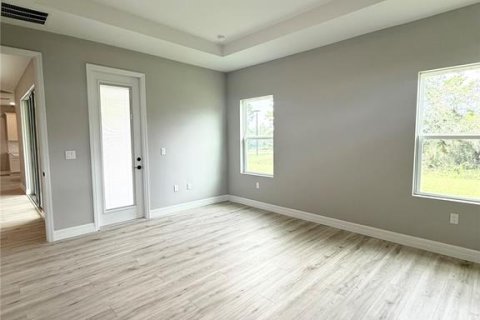 House in Sebring, Florida 4 bedrooms, 194.35 sq.m. № 2214369 - photo 20