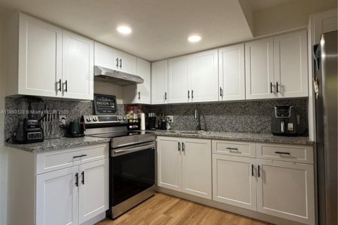 Купить кондоминиум в Хайалиа, Флорида 2 спальни, 84.26м2, № 1958721 - фото 6