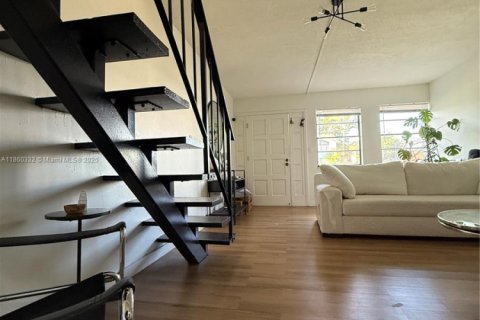 Купить кондоминиум в Хайалиа, Флорида 2 спальни, 84.26м2, № 1958721 - фото 3