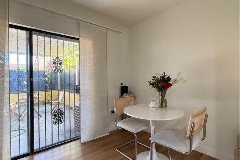 Купить кондоминиум в Хайалиа, Флорида 2 спальни, 84.26м2, № 1958721 - фото 8