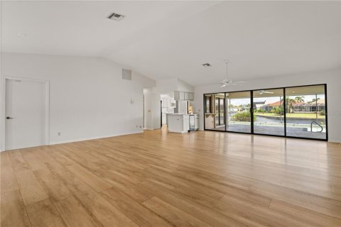 Villa ou maison à vendre à Punta Gorda, Floride: 3 chambres, 219.9 m2 № 2329781 - photo 21