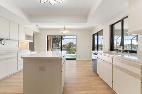Villa ou maison à vendre à Punta Gorda, Floride: 3 chambres, 219.9 m2 № 2329781 - photo 24