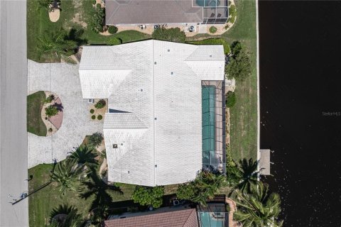 Villa ou maison à vendre à Punta Gorda, Floride: 3 chambres, 219.9 m2 № 2329781 - photo 13