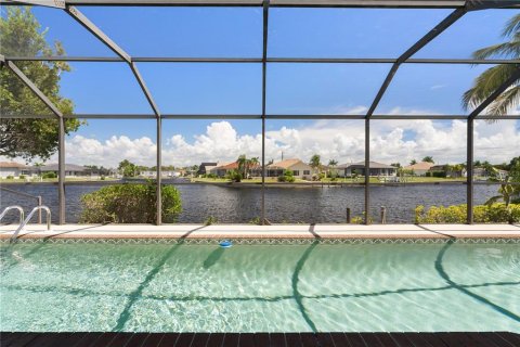 Villa ou maison à vendre à Punta Gorda, Floride: 3 chambres, 219.9 m2 № 2329781 - photo 9