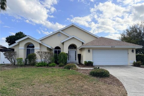 Casa en Bradenton, Florida 3 dormitorios, 243.78 m2 № 2115421