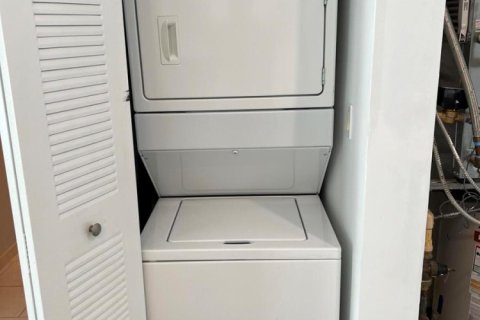 Copropriété à louer à Miami, Floride: 2 chambres, 93.83 m2 № 2086216 - photo 10