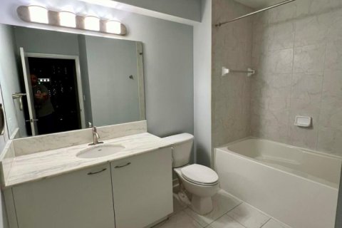 Copropriété à louer à Miami, Floride: 2 chambres, 93.83 m2 № 2086216 - photo 4