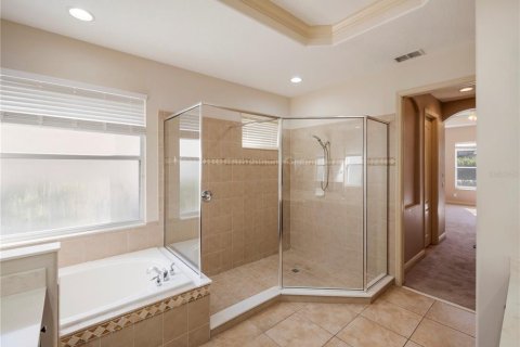 House in Orlando, Florida 4 bedrooms, 268.12 sq.m. № 1539878 - photo 18
