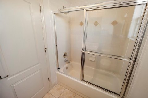House in Orlando, Florida 4 bedrooms, 268.12 sq.m. № 1539878 - photo 29