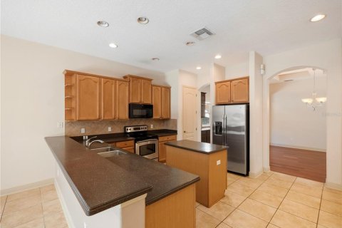 House in Orlando, Florida 4 bedrooms, 268.12 sq.m. № 1539878 - photo 13