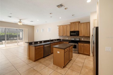 House in Orlando, Florida 4 bedrooms, 268.12 sq.m. № 1539878 - photo 12