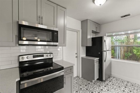 Casa en venta en Lakeland, Florida, 3 dormitorios, 122.63 m2 № 2107904 - foto 13
