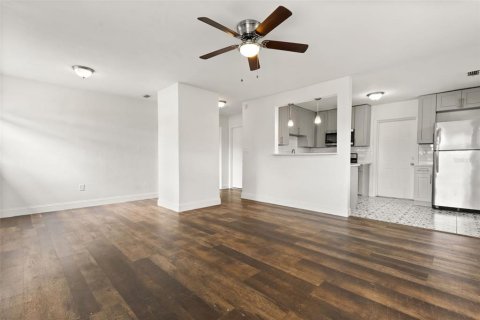 Casa en venta en Lakeland, Florida, 3 dormitorios, 122.63 m2 № 2107904 - foto 10
