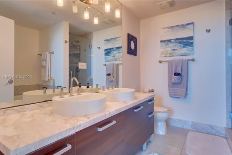 Снять в аренду кондоминиум в Майами, Флорида 3 спальни, 126.63м2, № 2025391 - фото 28