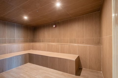 Купить кондоминиум в Дорал, Флорида 3 спальни, 156.45м2, № 1938993 - фото 21