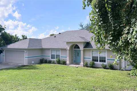 Villa ou maison à vendre à Deltona, Floride: 4 chambres, 213.95 m2 № 2400959 - photo 2