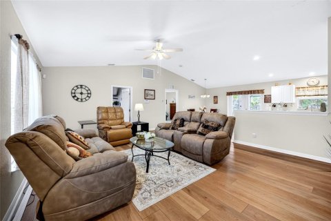 House in Port Charlotte, Florida 3 bedrooms, 163.32 sq.m. № 2149356 - photo 8