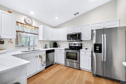 House in Port Charlotte, Florida 3 bedrooms, 163.32 sq.m. № 2149356 - photo 5