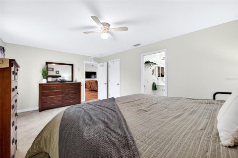 House in Port Charlotte, Florida 3 bedrooms, 163.32 sq.m. № 2149356 - photo 15