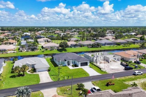 Casa en venta en Rotonda, Florida, 4 dormitorios, 208.47 m2 № 1915785 - foto 9