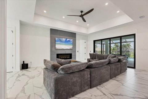 Casa en venta en Rotonda, Florida, 4 dormitorios, 208.47 m2 № 1915785 - foto 15
