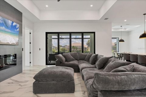 Casa en venta en Rotonda, Florida, 4 dormitorios, 208.47 m2 № 1915785 - foto 17
