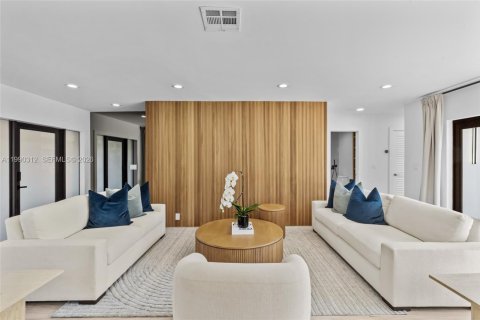 Villa ou maison à louer à Miami Beach, Floride: 4 chambres, 225.85 m2 № 2056782 - photo 4