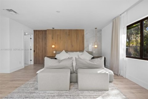 Villa ou maison à louer à Miami Beach, Floride: 4 chambres, 225.85 m2 № 2056782 - photo 24