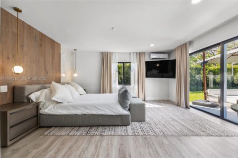 Villa ou maison à louer à Miami Beach, Floride: 4 chambres, 225.85 m2 № 2056782 - photo 20